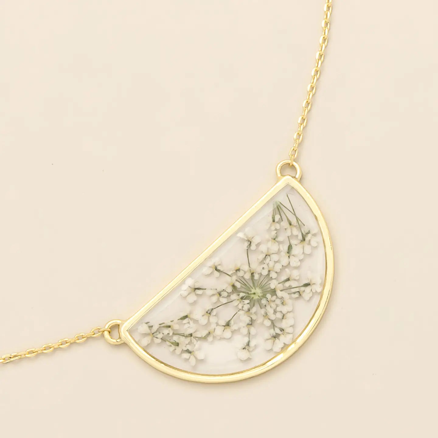 Pressed Flower Necklace - White Lace Flower/Gold (FN002)