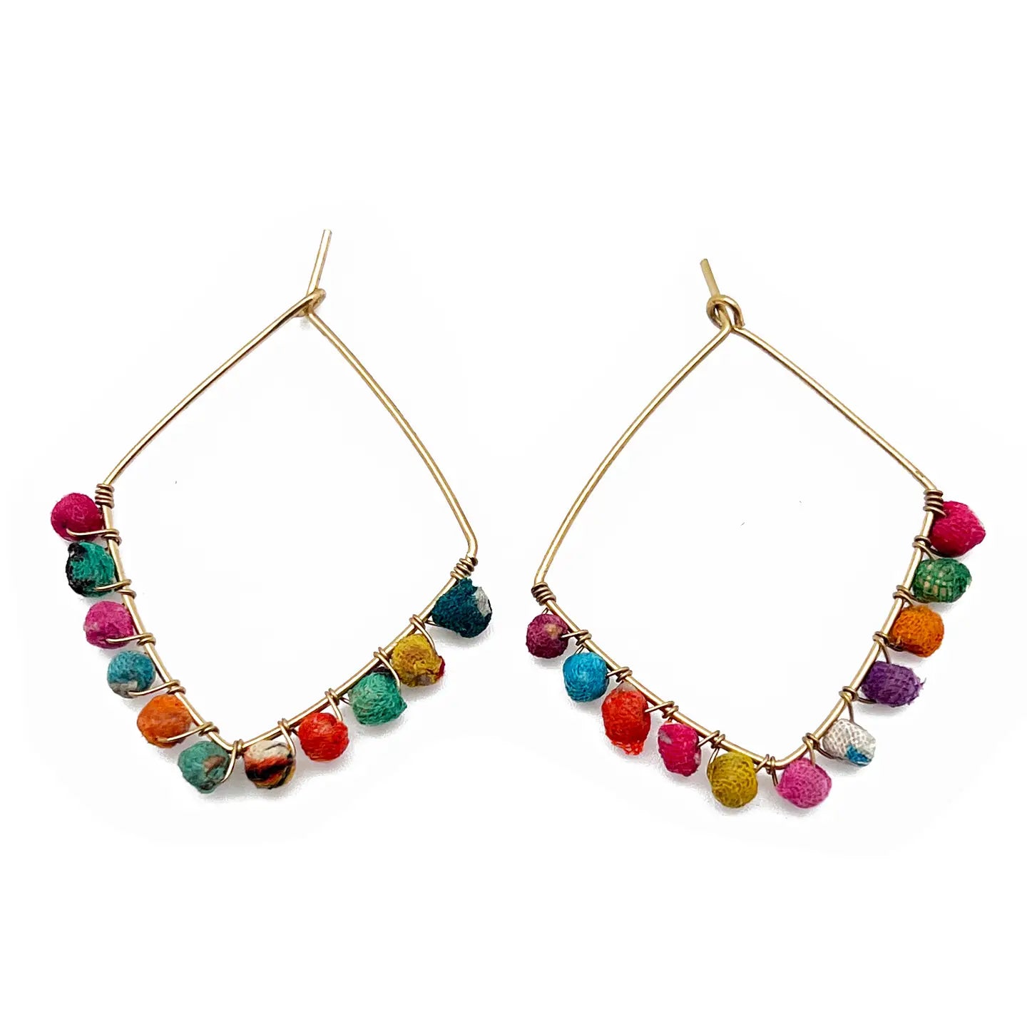 Aasha Kantha Large Diamond Hoop with Loop Closure Earrings (E5099)