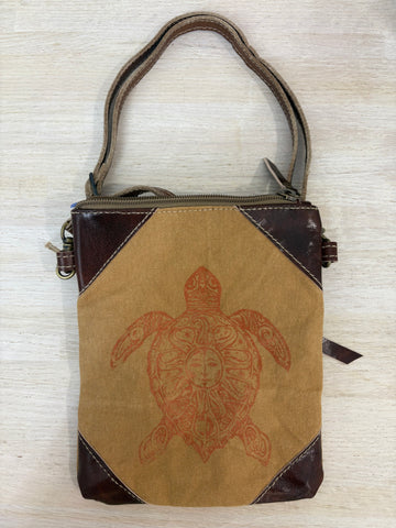 Turtle Passport Crossbody Bag (56021)