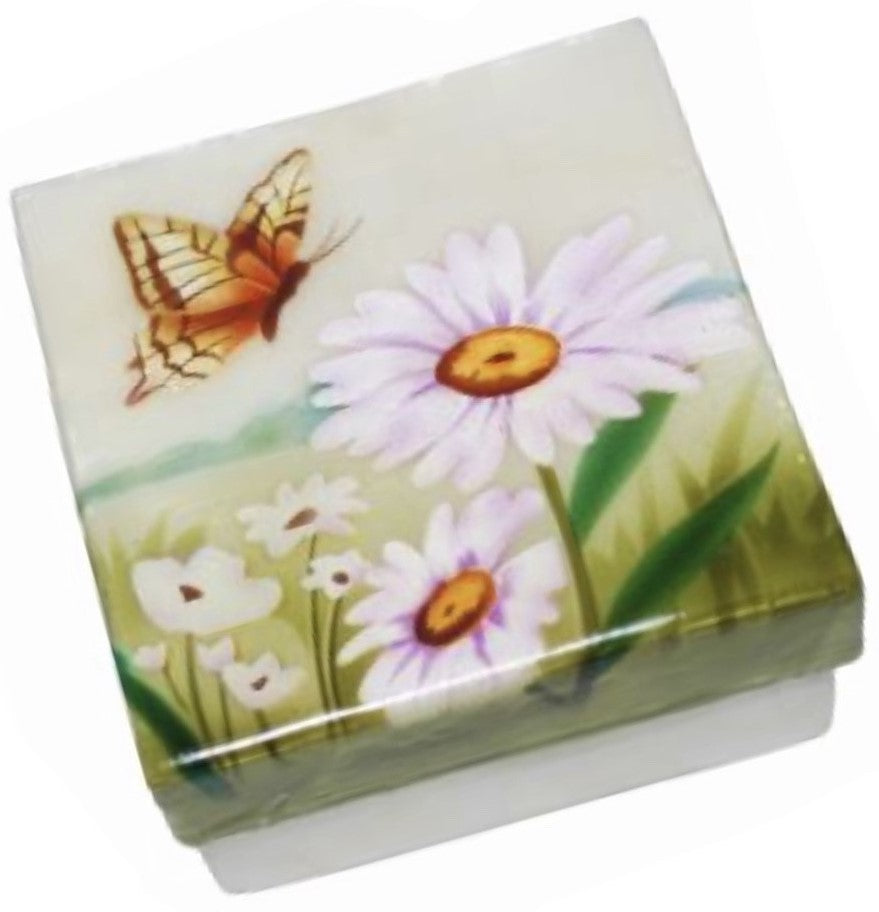 Large Daisy with Butterfly Trinket Box (1132)