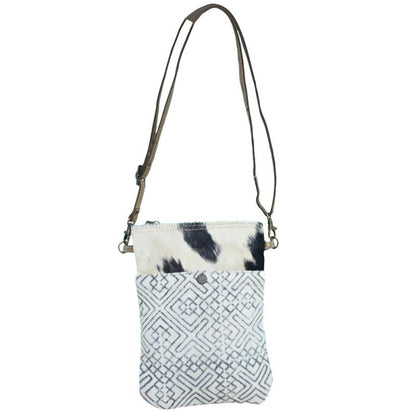 White Canvas Pattern with Fur Crossbody Bag (55576)