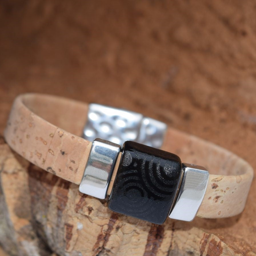 Black Clay Bead Bracelet (B71)
