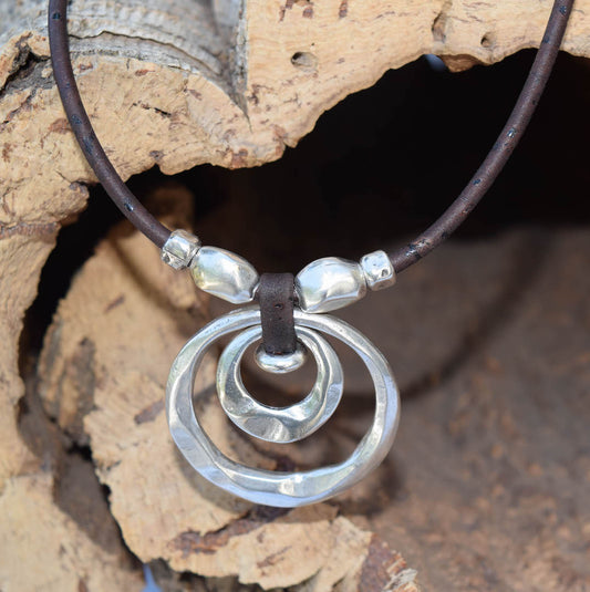 Silver Plated Zinc Circle Necklace (N64)