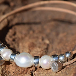 Freshwater Pearls & Sterling Silver Necklace (N104)