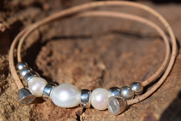 Freshwater Pearls & Sterling Silver Necklace (N104)