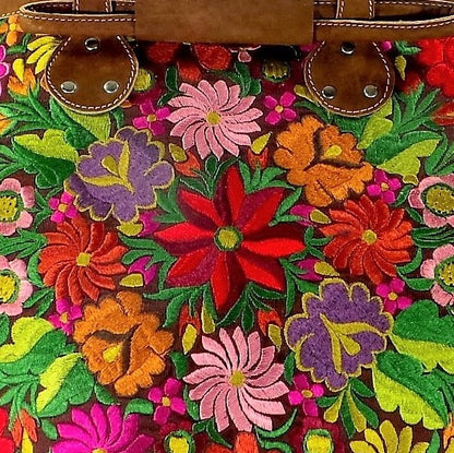 Brown Embroidered Tote (AP26)